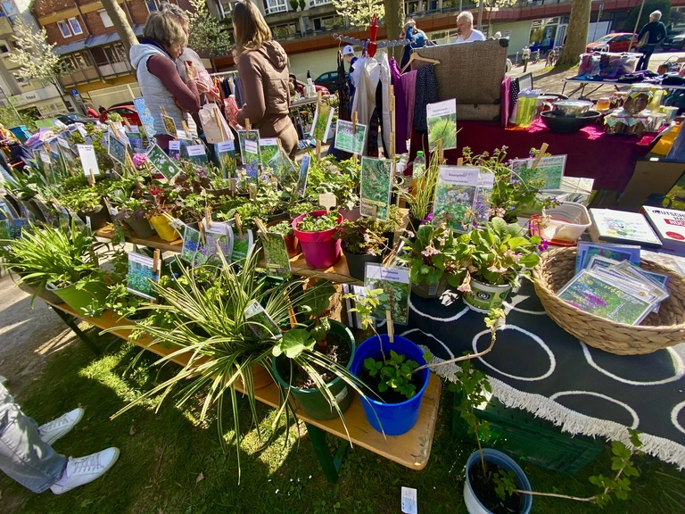 Osterflohmarkt 2025