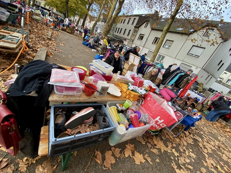 Flohmarkt Weihnachten 8.11.2025