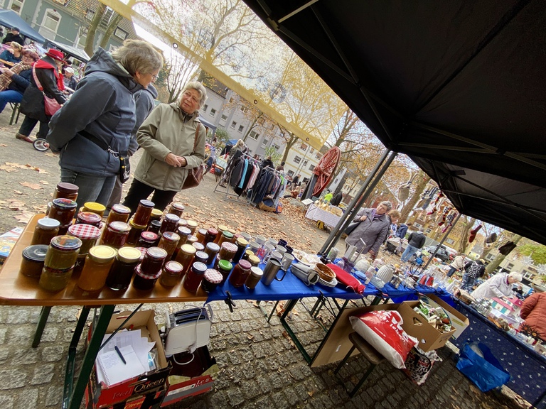 Flohmarkt Weihnachten 8.11.25