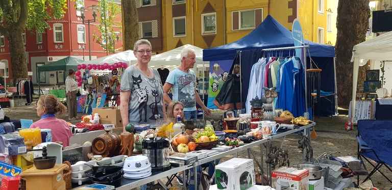 Flohmarktstände beim Tag der Trinkhallen vom 17.08.2024