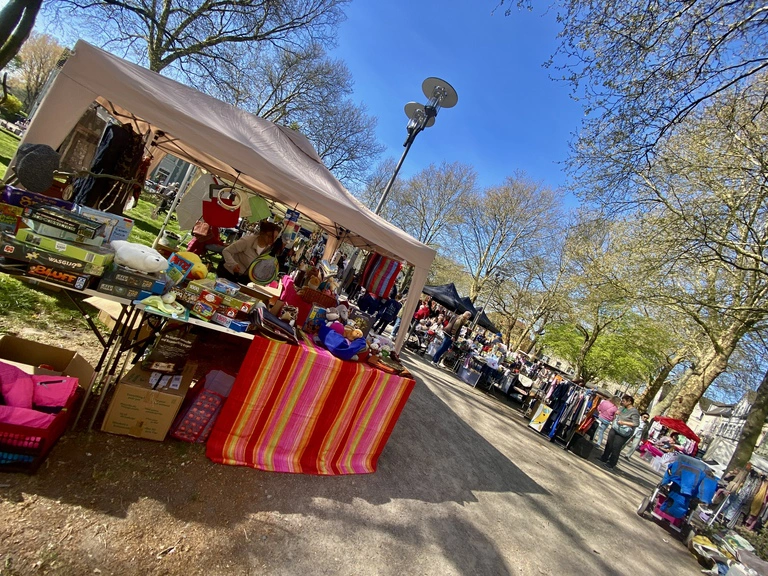 Osterflohmarkt 2025