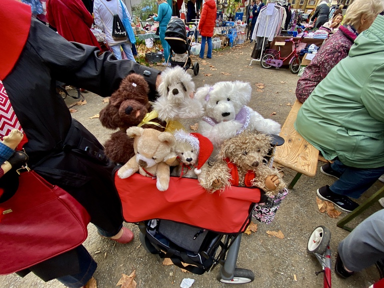 Flohmarkt Weihnachten 8.11.25