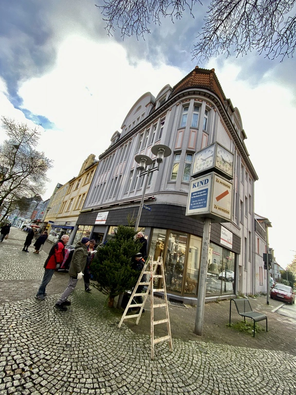 Gerther Weihnachtsbaum Aufstellen