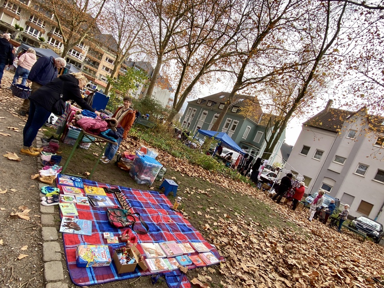 Flohmarkt Weihnachten 8.11.25