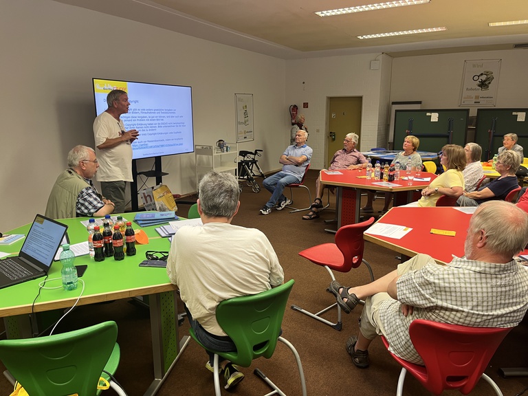 1. Vorstellung des Projekts Zeitsprung am 18.07.2025 in der Zweigbücherei Gerthe