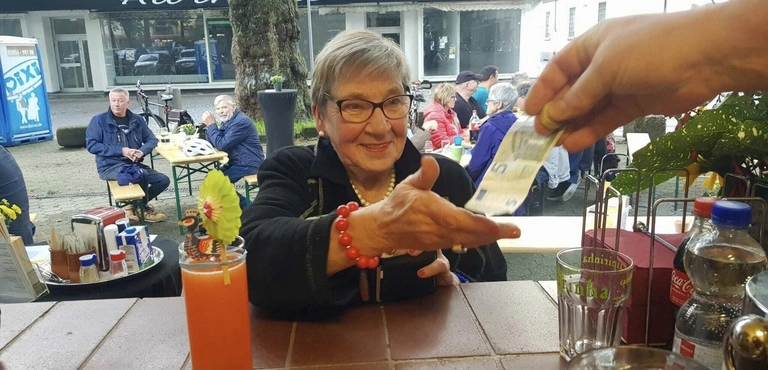 Coctail anne Bude zum Tag der Trinkhallen