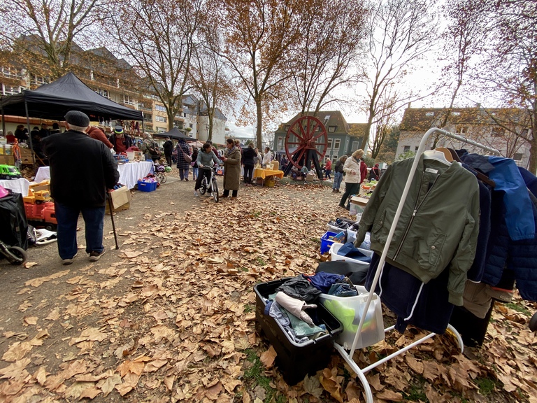 Flohmarkt Weihnachten 8.11.2025
