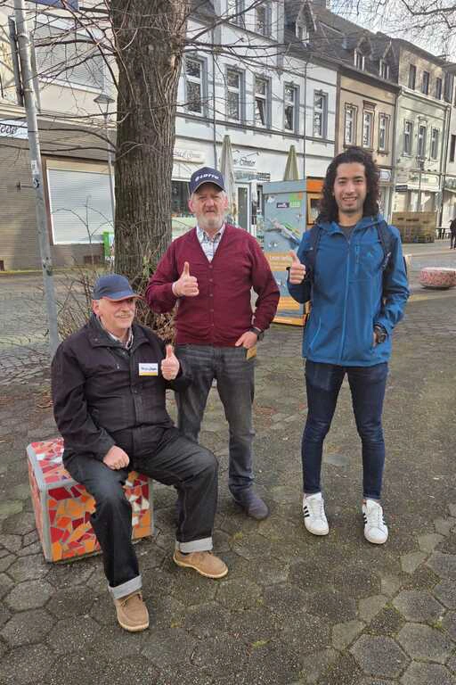 Kaffee anne Bude Aufbau Team am 29.03.2025