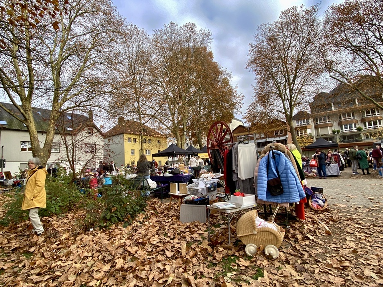 Flohmarkt Weihnachten 8.11.25