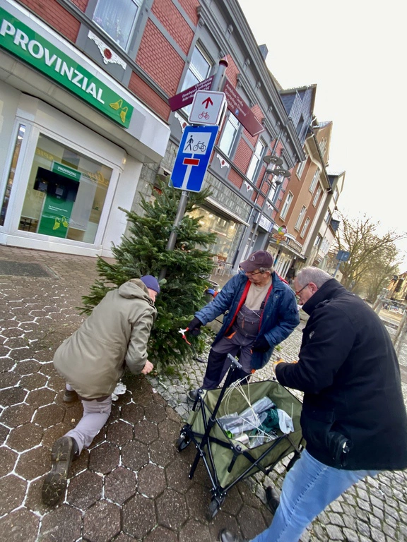Gerther Weihnachtsbaum Aufstellen