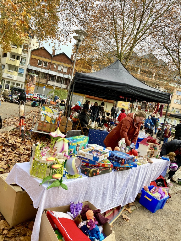 Flohmarkt Weihnachten 8.11.2025