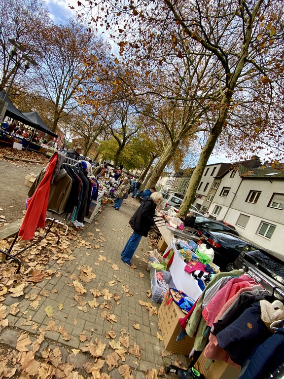 Flohmarkt Weihnachten 8.11.2025