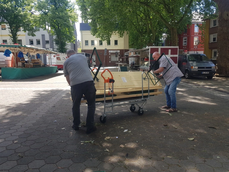 Kaffee anne Bude Aufbau Team am 16.07.2022