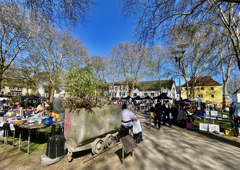 Osterflohmarkt 2025