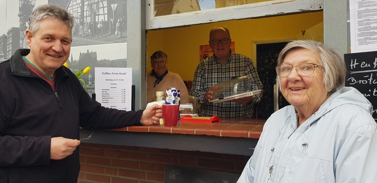 Kaffee anne Bude am 06.04.2024 mit Brötchendienst und Spontan Helfer