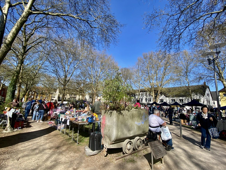 Osterflohmarkt 2025